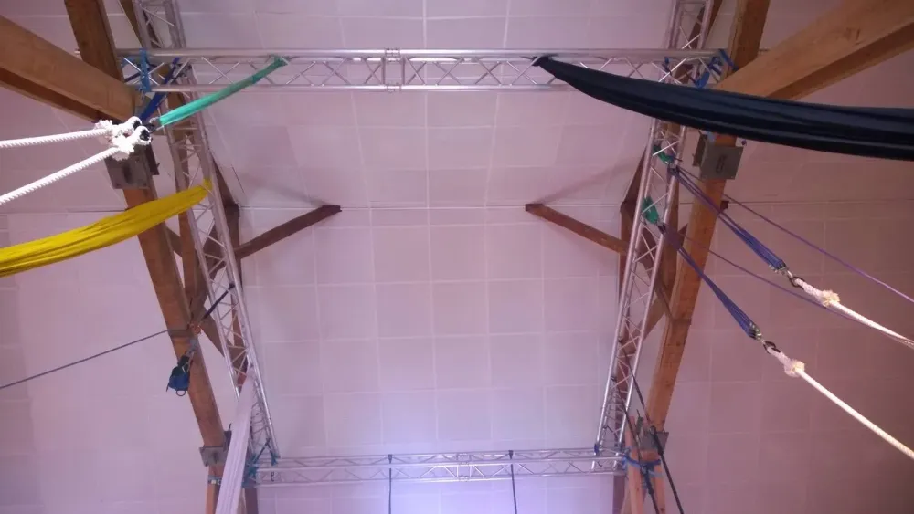 Trapèze à Salaise-sur-Sanne