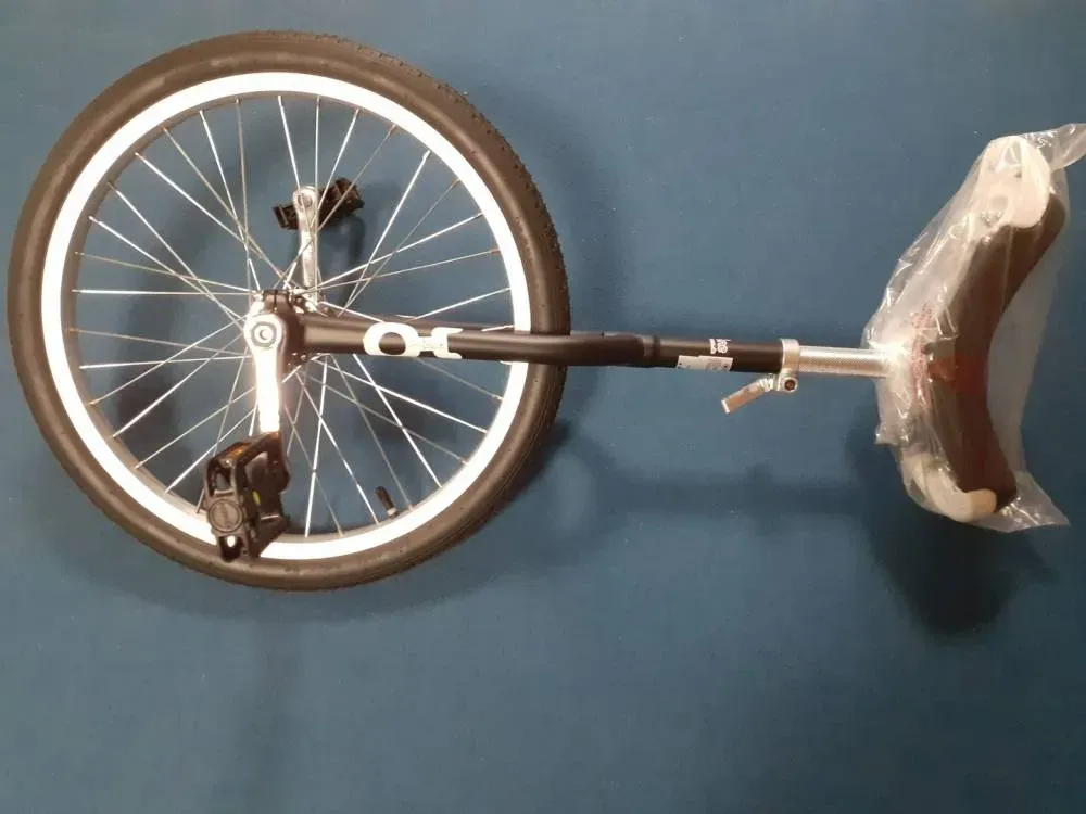 Monocycle initiation